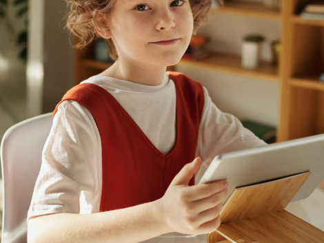 pexels-julia-m-cameron-4145075